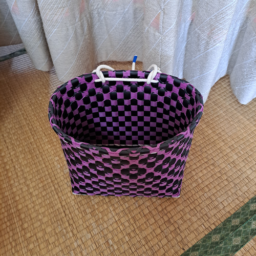PPバンドかご(模様編み はけご 小)収穫かご、プラカゴ 模様b-紫-黒