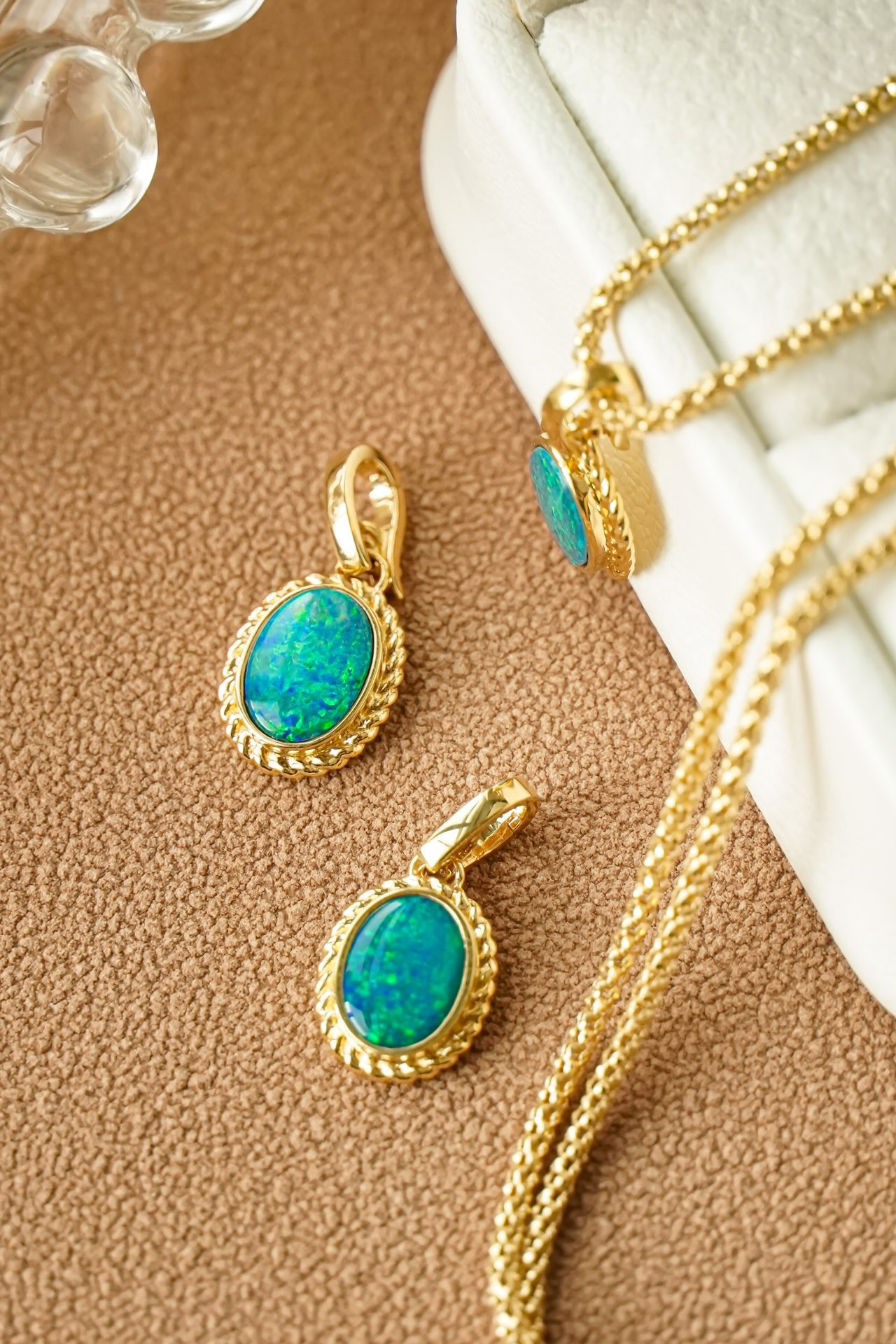 【フォロー割】オパール　K18 ネックレストップ　おまけ付き フォロー割】オパール K18 ネックレストップ おまけ付き