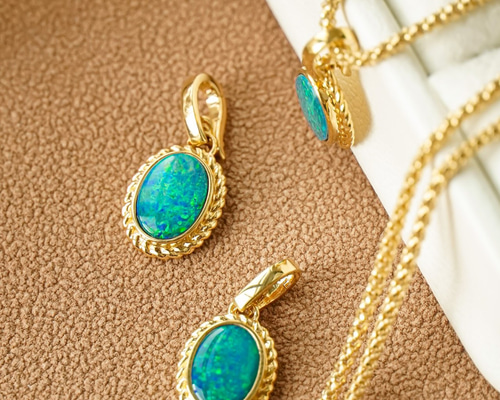 大阪万博　オパールペンダントトップ 万博 オパール ネパール館 ペンダントトップ 2個｜Yahoo!フリマ