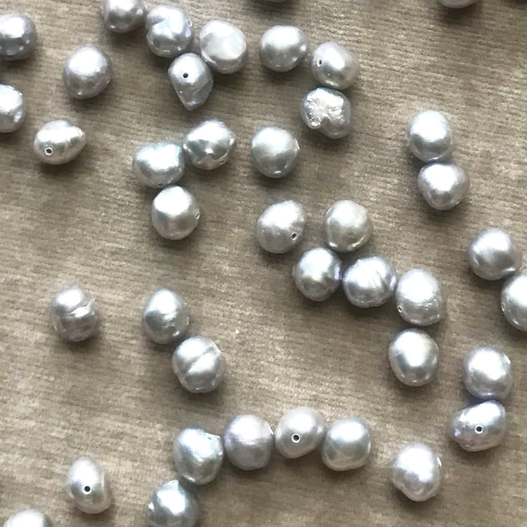 完売御礼#468 無核 淡水真珠【半連20㌢35個前後】約5.7㍉ ライトグレー
