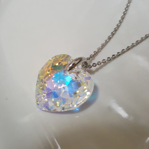 スワロフスキーパーツ使用 大粒1.8cm! ハートネックレス スワロフスキーパーツ使用 大粒1.8cm! ハートネックレス
