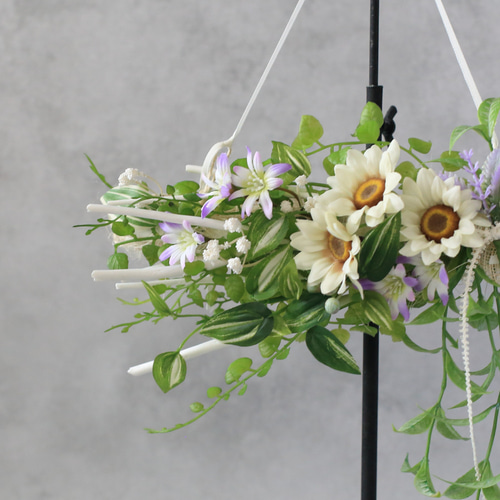 夏のお出かけ（白）～ミニ向日葵の横スワッグ～アーティフィシャル  