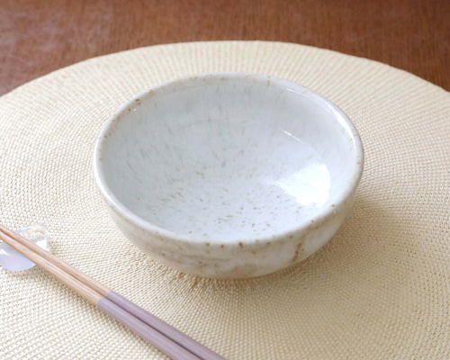 絶品　小代焼中平窯　藁灰釉後手急須(面取)　追加サービスで高級湯呑み　ぐい呑み 青藁灰釉ぐい呑 窯を焚く時は、とにかく色んなテストを窯に