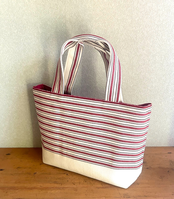 月末SALE‼️帯リメイクトートバッグ鶴濃赤大きめ¥6800→¥6000 月末SALE‼️帯リメイクトートバッグ鶴濃赤大きめ¥6800→¥6000