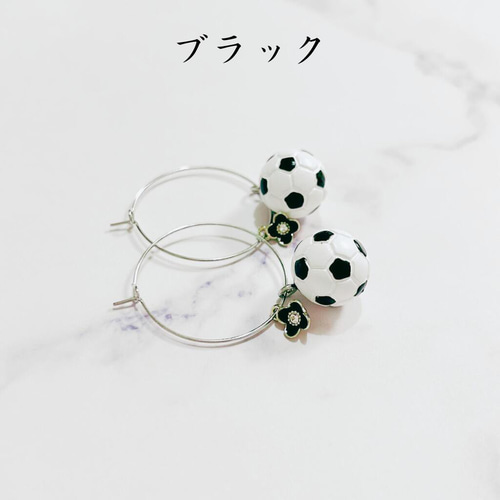 サッカーボール ピアス ボールの大きさ約1.5センチ グッズ セット
