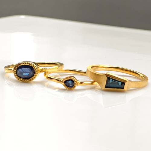 ブルーサファイア テーパーバゲット 0.52ct 変形印台 シルバー