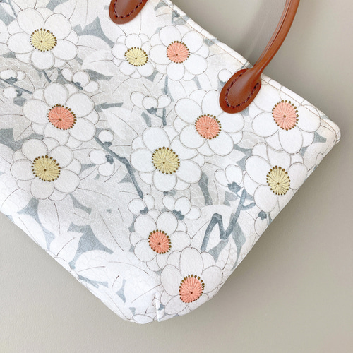 淡い花柄小紋の生地が可愛いミニバッグ エコバッグ・サブバッグ きもの