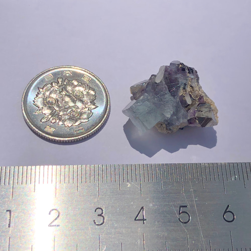 内モンゴル産フローライト 【一点物】 原石 鉱物 天然石 (No.1620