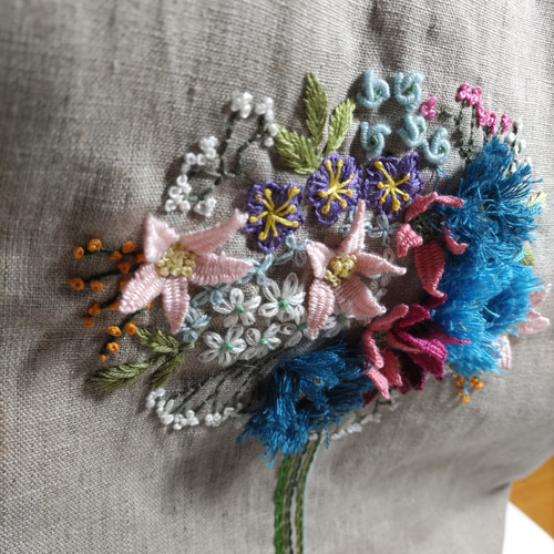 ハンドメイド　刺繍　トートバッグ　リネン 手刺繍トートバッグ リネントートバッグ トートバッグ ワイルド