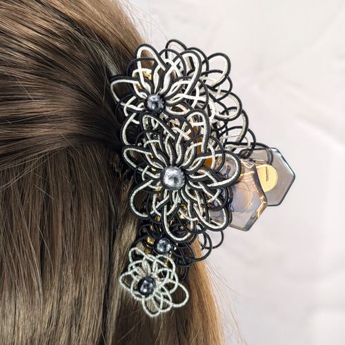 水引のバンスクリップ☆フラワー（ブラック） ヘアクリップ・バナナ