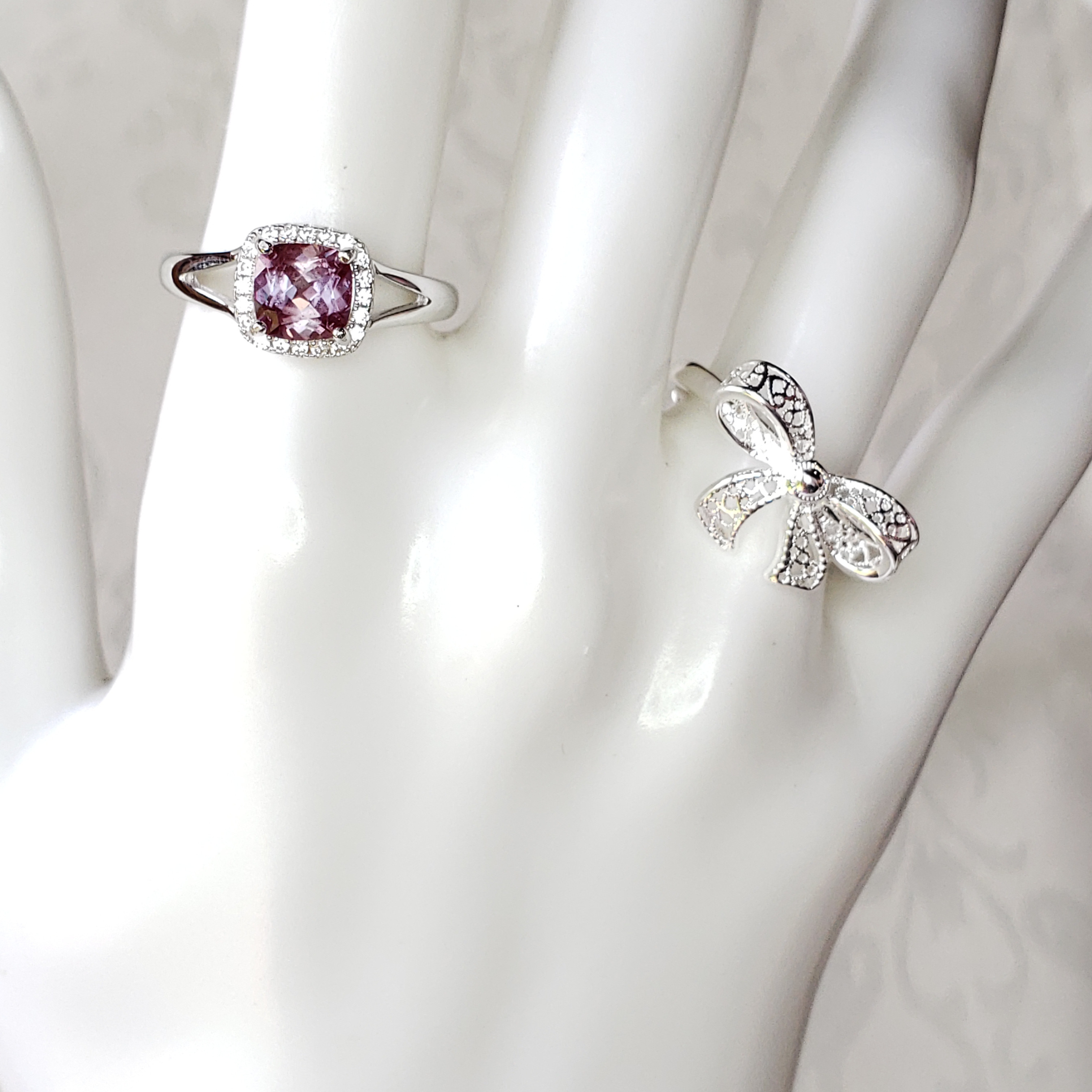 合成パライバトルマリン アンティークスタイル リボンリング フリーサイズ 1点物 合成パライバトルマリン アンティークスタイル リボンリング