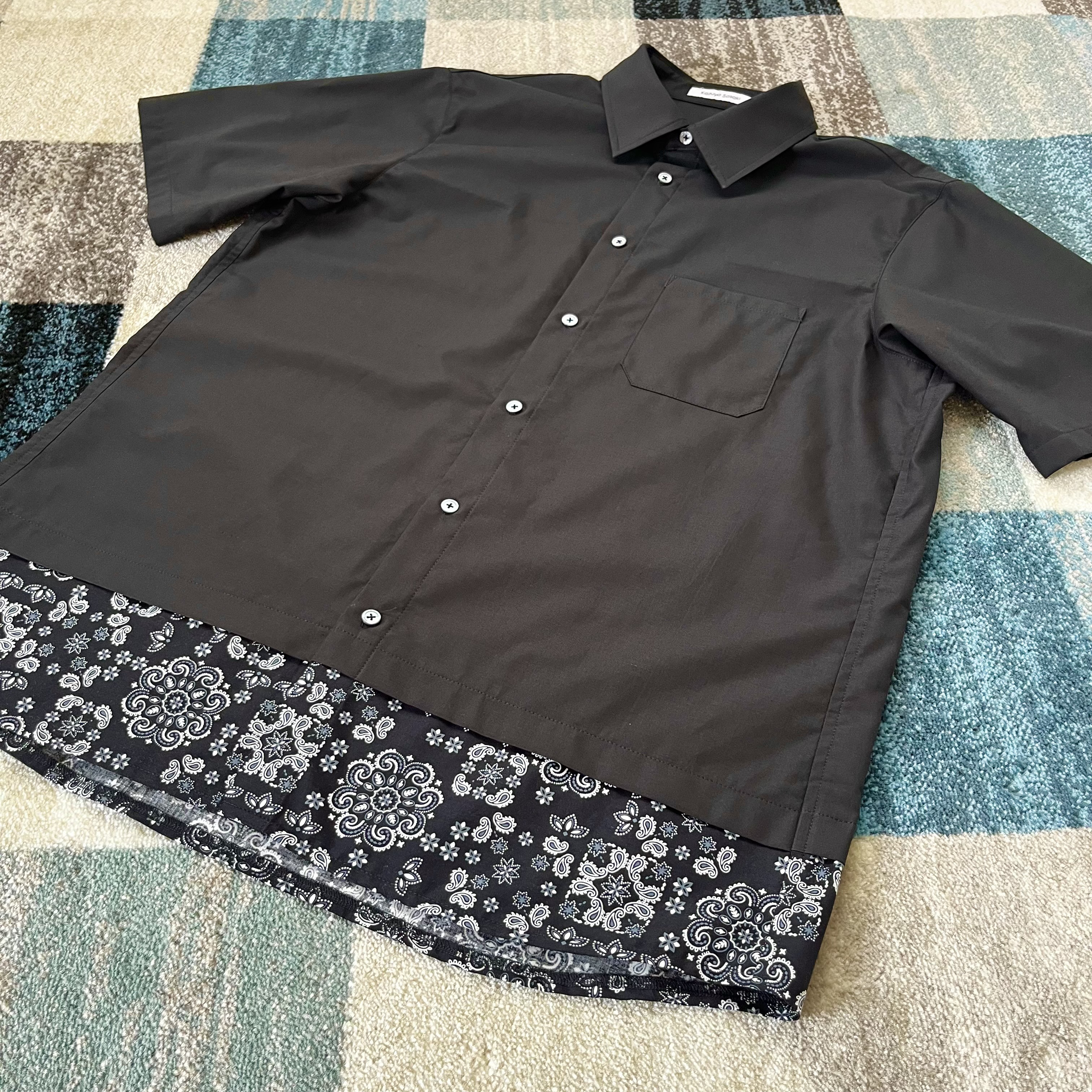 ペイズリー柄切替ブラックシャツ