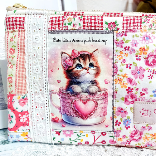 ☆彡SALE☆彡 にゃんことお花♡ フリーパッチワーク ふんわりフラット  