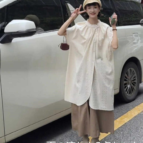 上着+キュロットパンツを組み合わせた服装 ， 簡単な， 日常の通勤