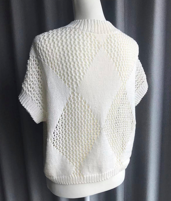 優雅な白の手編み半袖ニット　超長綿100%使用 4枚目の画像