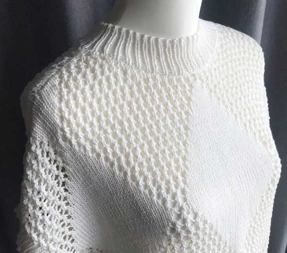 優雅な白の手編み半袖ニット　超長綿100%使用 2枚目の画像