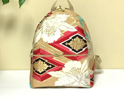 SOLD【一点もの】リメイク帯 上品な着物のリュック／C67 リュック