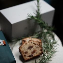 【グルテンフリー】「No.001 イチジク×胡桃」オーガニックケーキ 3枚目の画像