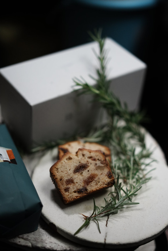 【グルテンフリー】「No.001 イチジク×胡桃」オーガニックケーキ 3枚目の画像