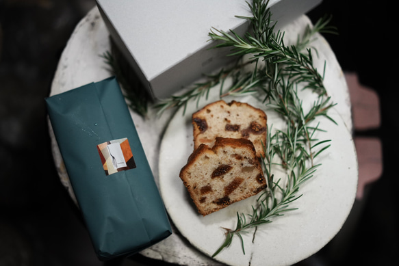 【グルテンフリー】「No.001 イチジク×胡桃」オーガニックケーキ 2枚目の画像