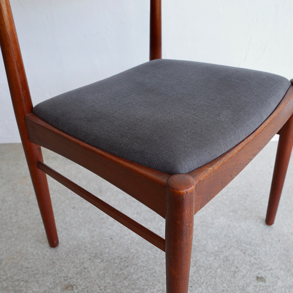 北欧 ビンテージ Henning Kjaernulf ヘニング・ケアヌルフ Model 26 dining chair Henning Kjaernulf ヘニング ケアヌルフ Model
