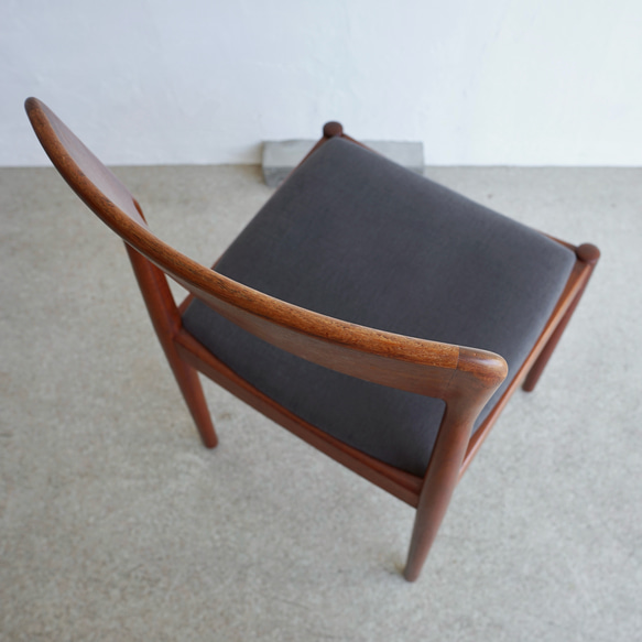 北欧 ビンテージ Henning Kjaernulf ヘニング・ケアヌルフ Model 26 dining chair Henning Kjaernulf ヘニング ケアヌルフ Model