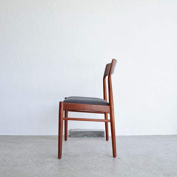 北欧 ビンテージ Henning Kjaernulf ヘニング・ケアヌルフ Model 26 dining chair Henning Kjaernulf ヘニング ケアヌルフ Model