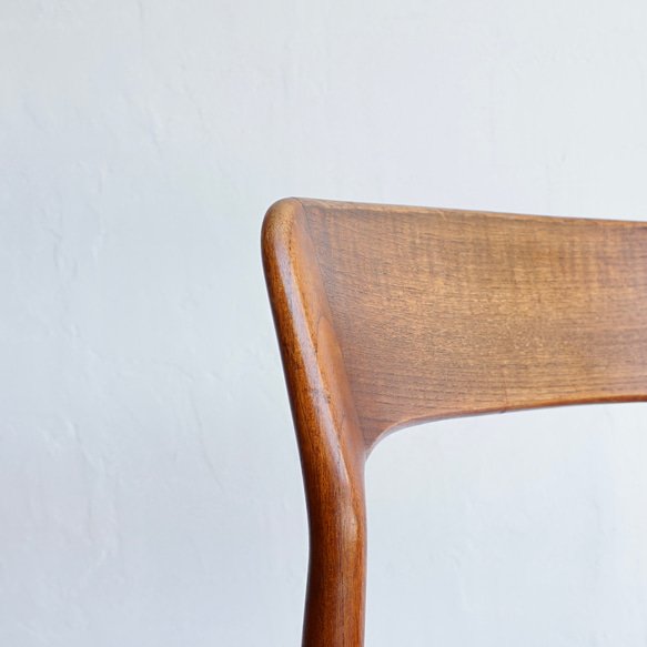 北欧 ビンテージ Henning Kjaernulf ヘニング・ケアヌルフ Model 26 dining chair Henning Kjaernulf ヘニング ケアヌルフ Model