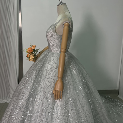 送料無料！カラードレス シルバー キラキラグリッターチュール オン