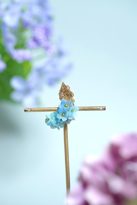 紫陽花のイヤーカフ 1枚目の画像