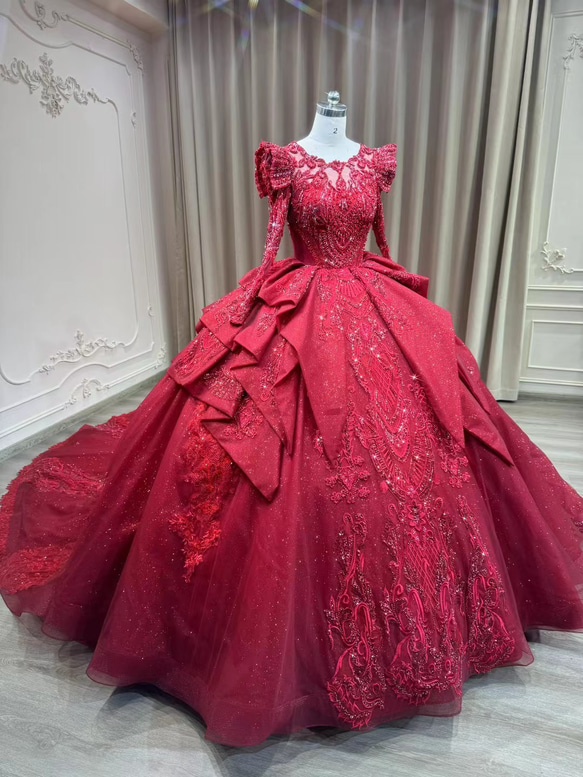 美品！大人気上昇中　ボルドー色　背中見せ　美しさ　プリンセスライン　フレアースカート　ロングトレーン　カラードレス二次会 