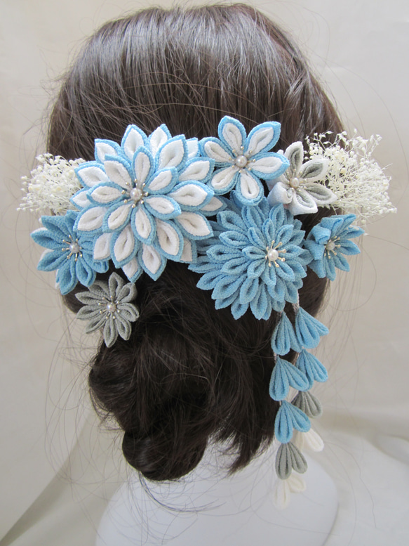 水色 白 グレー 成人式 髪飾り つまみ細工 ちりめん 七五三 卒業式  