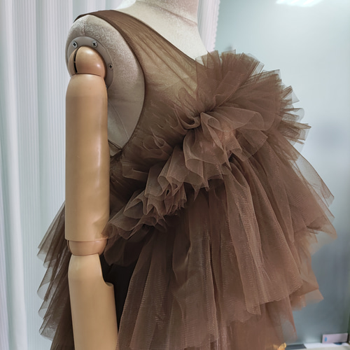 送料無料！オーバードレス コーヒーの色 キャミソール ソフトチュール  