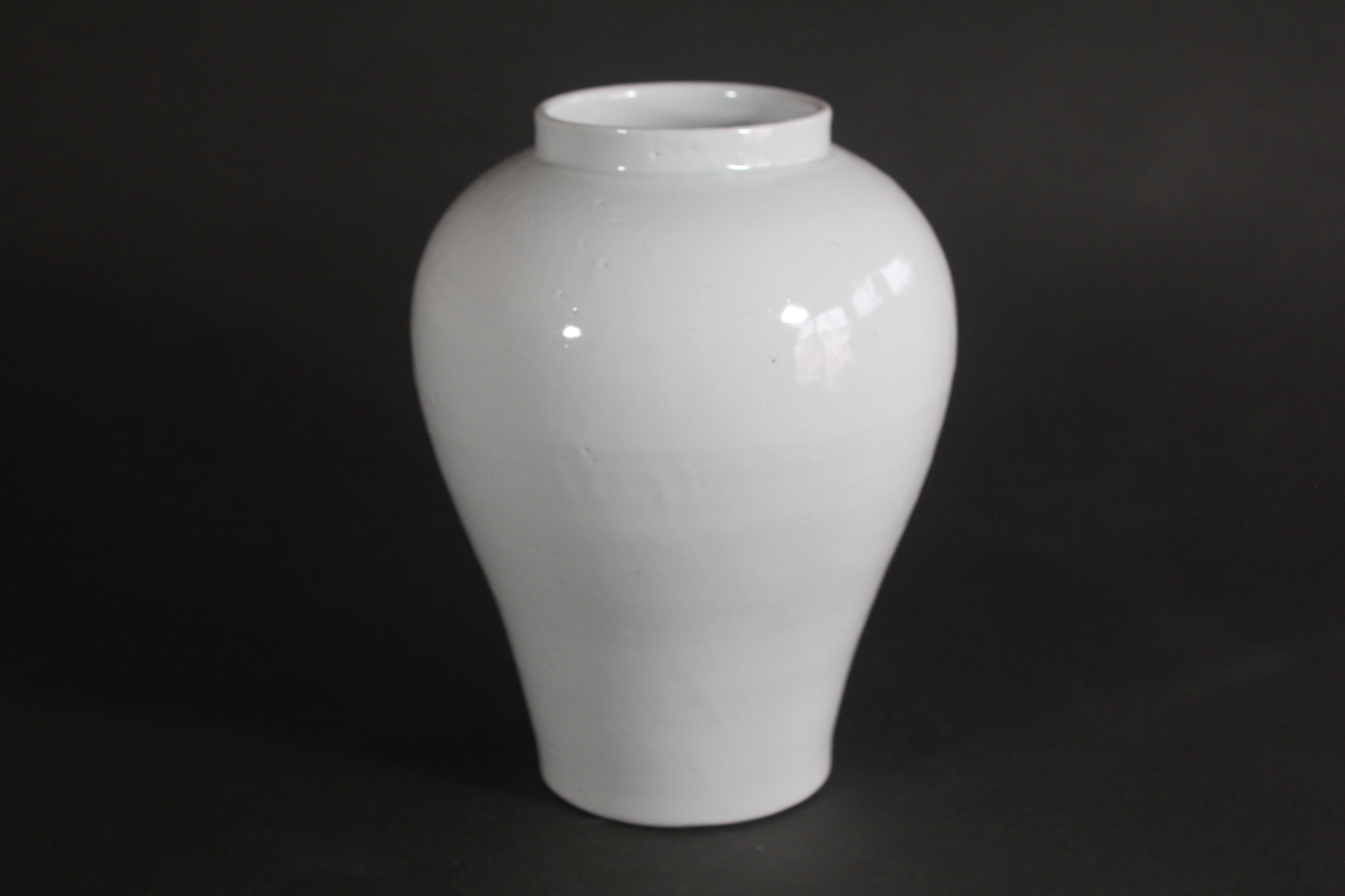 花器買取 生野区の李朝白磁｜骨董品買取 - ORIGEN