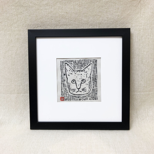 100%手描き 猫の油彩画 虎顔猫 リラックス 木製フレーム付き