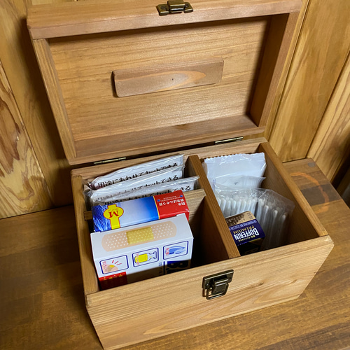 37年前　布袋寅泰　からくり箱　小物入れ　アクセサリーボックス　マルチボックス umbra/アンブラ ミニ ストウイット ジュエリーボックス | KURAWANKA