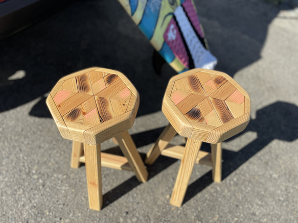 八角形の天板がかわいい。なんにでも使えるオクタゴンスツール【ウッド