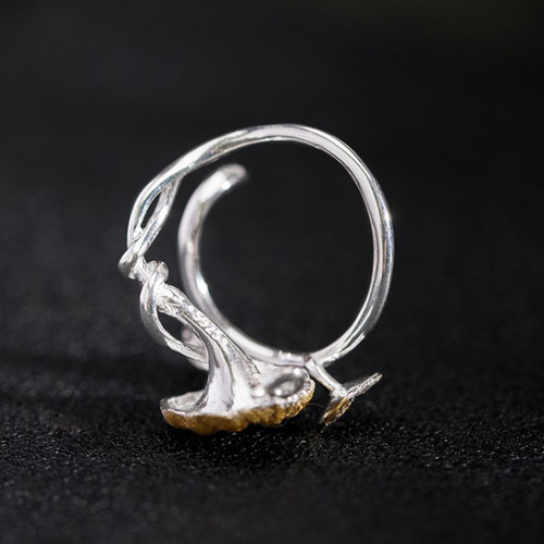 アサガオのリング - 現代的なエレガンスを取り入れた作品 R354 指輪 