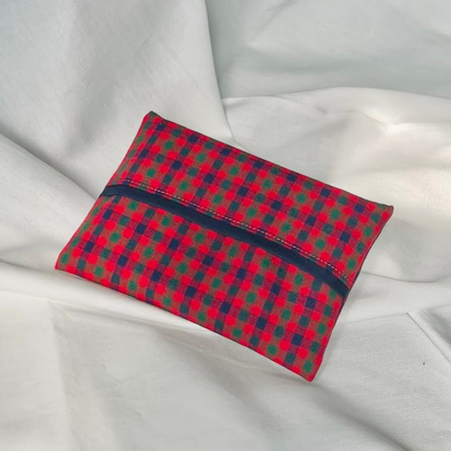 送料無料》 ティッシュカバー 【ファミリアチェック】 ポケット