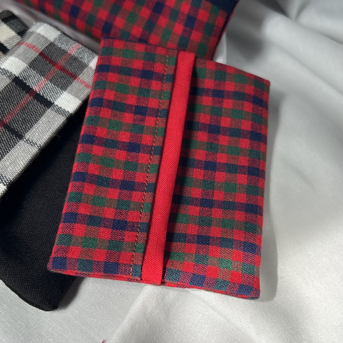 ☆新品未使用☆ファミリア ティッシュカバー（ケース）赤チェック柄 レア ☆新品未使用☆ファミリア ティッシュカバー（ケース）赤チェック柄 レア