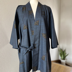 と*く様 オークション♡大島紬 着物リメイク 作務衣　男女兼用柄　大人のご褒美 本場大島紬 作務衣 未使用反物 リメイク 商標有 花総柄 大人