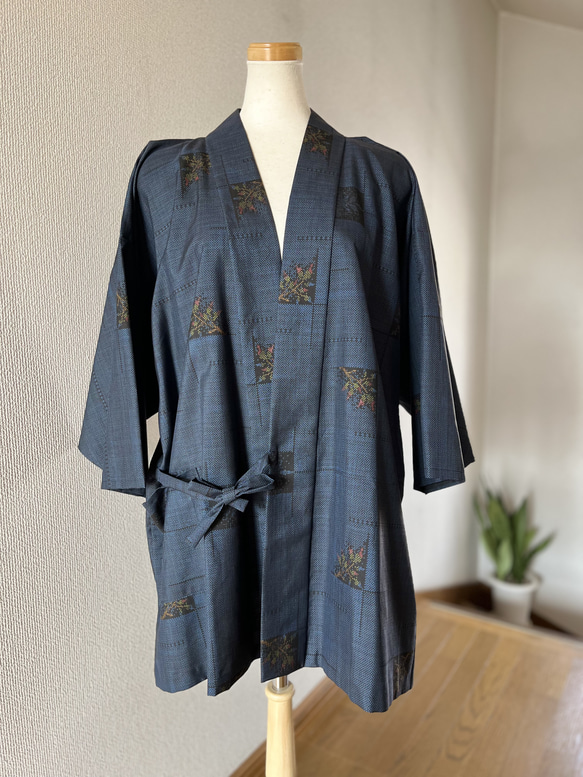 白大島紬 作務衣（上衣）着物リメイク 菊模様 現品のみ 和の