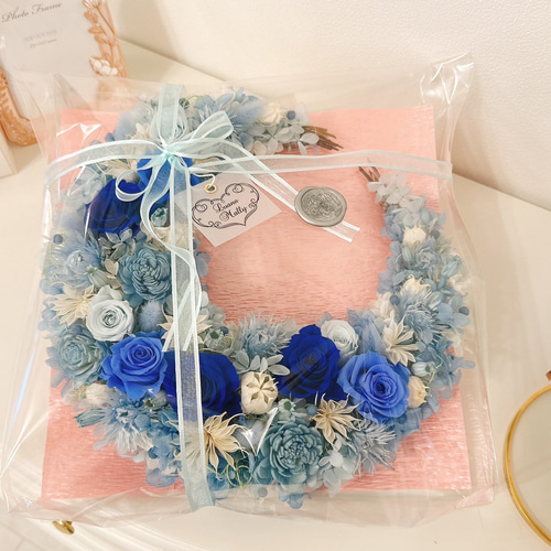 夏限定2024】人気 夏に涼しさを感じさせるブルーの光沢あるバラが引  