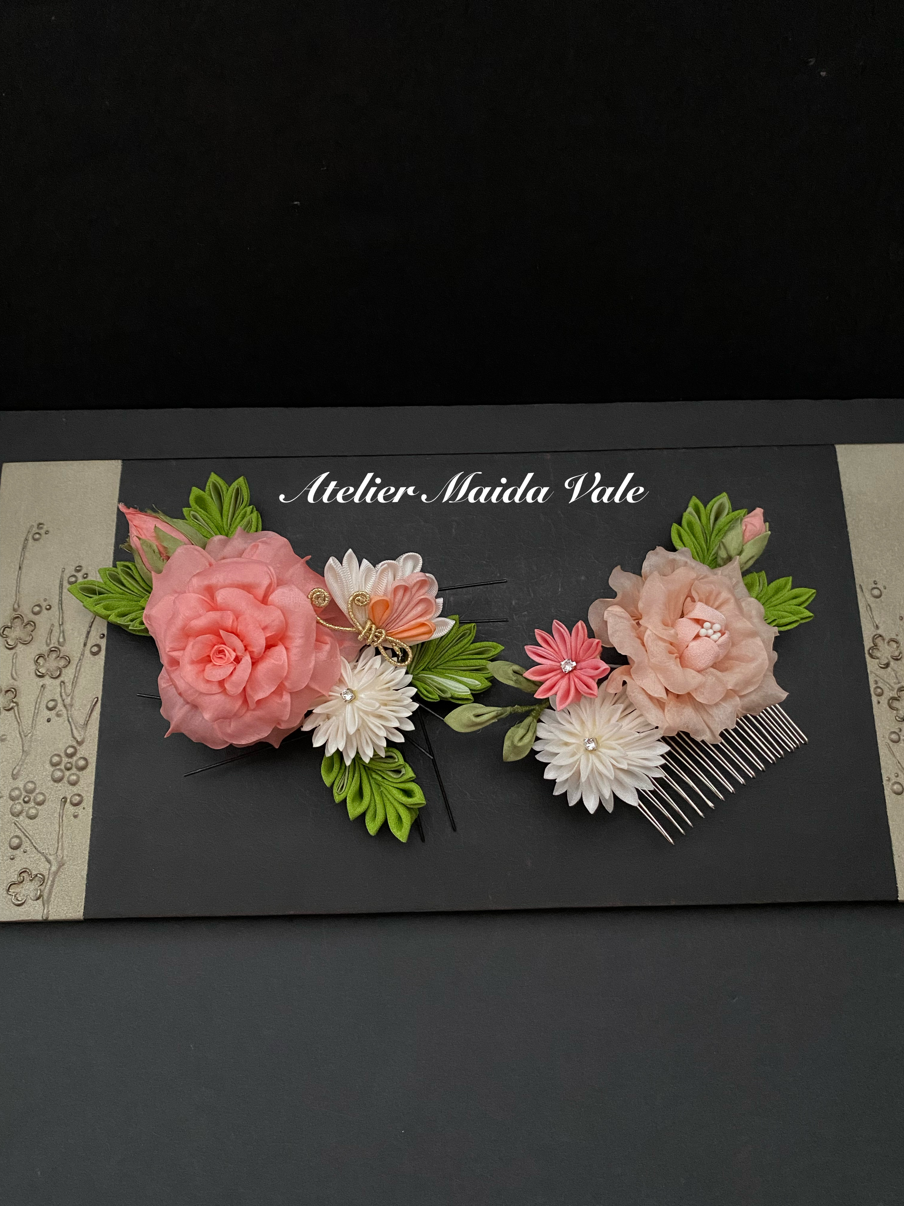 セール♡成人式　つまみ細工髪飾り