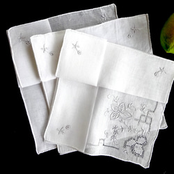 フランス アンティーク 花の刺繍 ハンカチ 創作品 素材 リメイク 修復