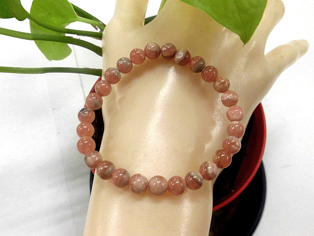 天然石 インカローズ6.3mm～6.7mm玉ブレスレット 内周16.5cm　　240101671