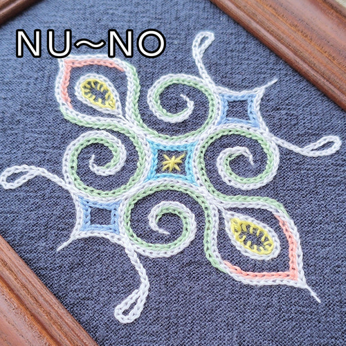 アイヌ模様の刺繍 アイヌ模様の刺繍