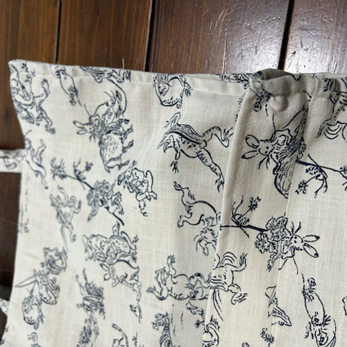 和装バック　着物バック　和柄コットン生地・鳥獣戯画（こげ茶） 16c29bdd02b99bb3a95c487f8966d7