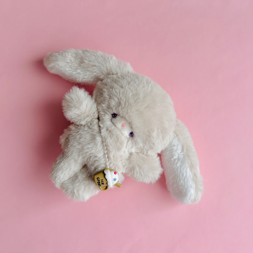 【メール便送料無料対応可】 パープルアイのモカちゃん♡フワフワロップイヤー♡ うさぎ ぬいぐるみ