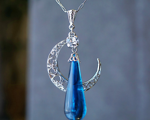 ペンダントトップ シルバー製アクセサリー ハンドメイド作品